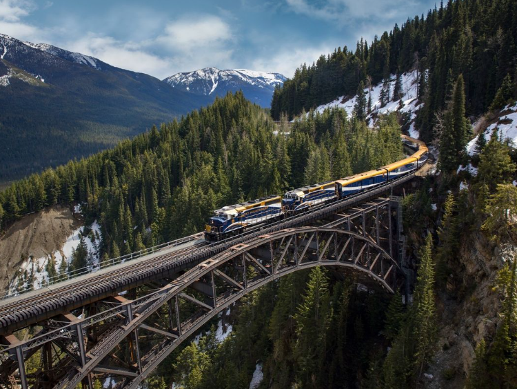 le Rocky Mountaineer